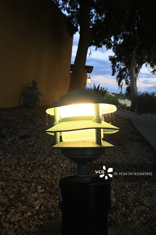 用于安全的庭院灯图片素材