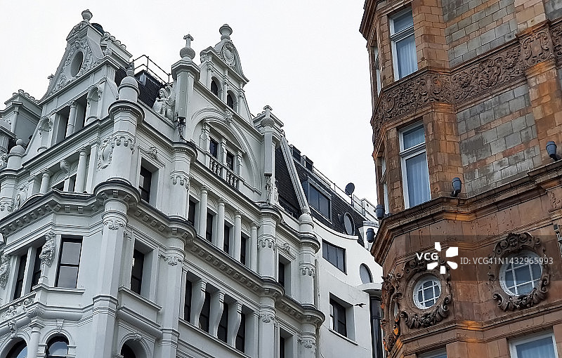 英国伦敦莱斯特广场的战前建筑华丽外墙图片素材