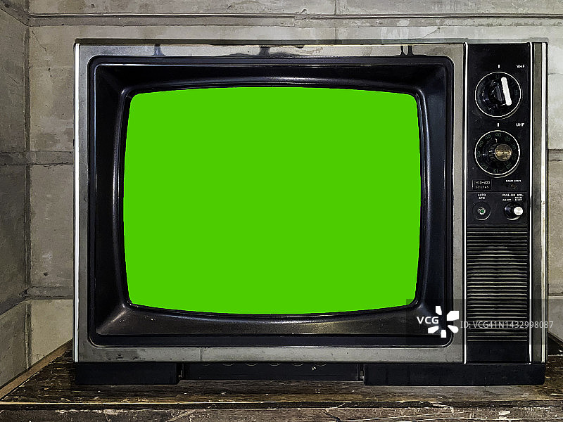 带绿屏色键背景的古老电视机图片素材