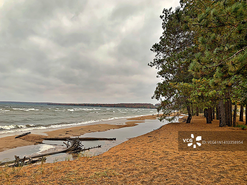 加拿大安大略省苏必利尔湖巴查瓦纳湾省立公园图片素材