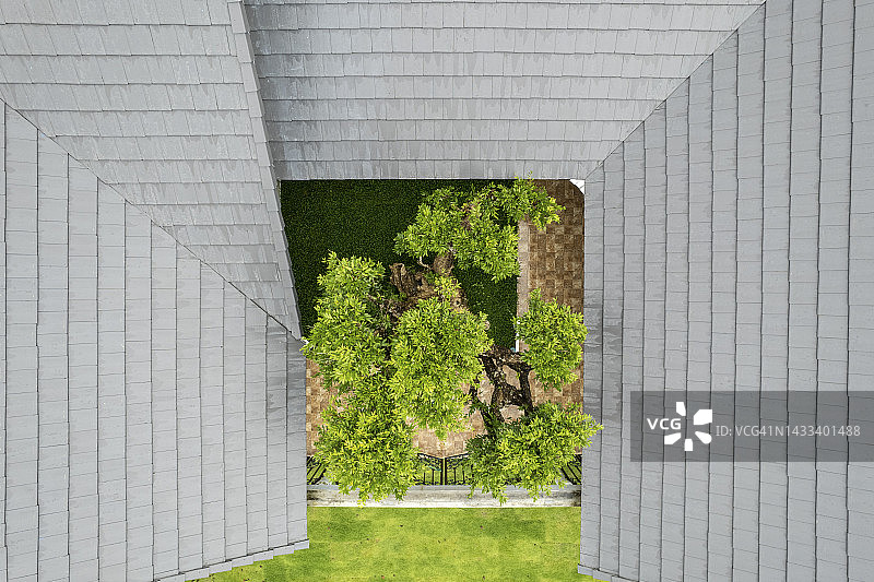 航拍屋顶瓦片图片素材