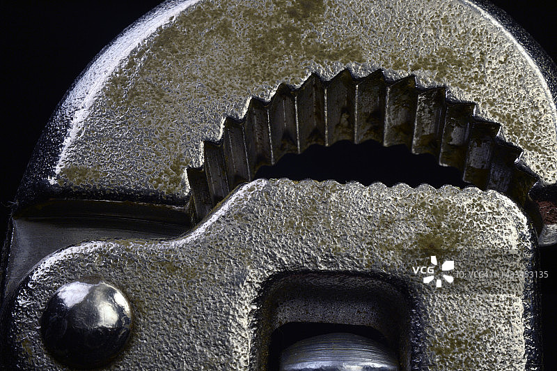 盆扳手的钳口图片素材