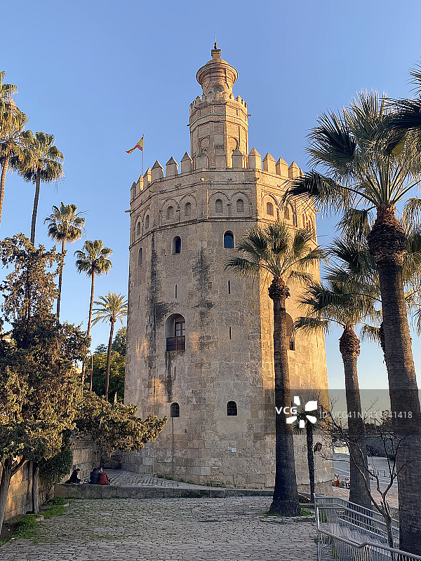 西班牙塞维利亚黄金塔图片素材