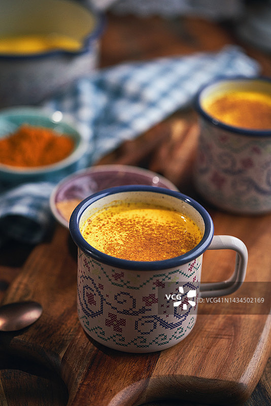 姜黄健康黄金奶图片素材