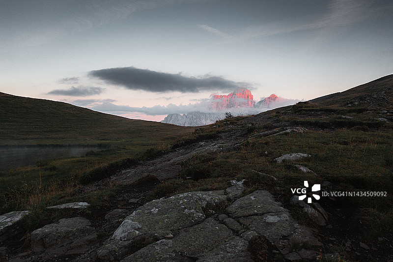 意大利多洛米蒂山佩尔莫峰图片素材