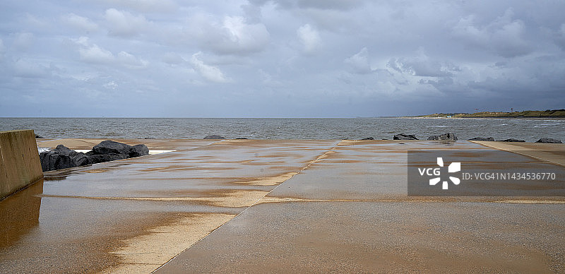 奥斯坦德东部防波堤图片素材