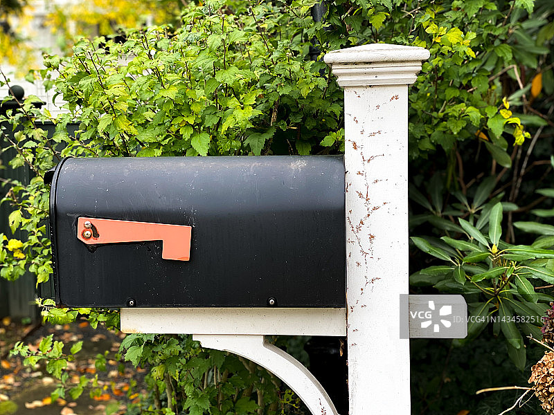 传统金属住宅邮箱图片素材