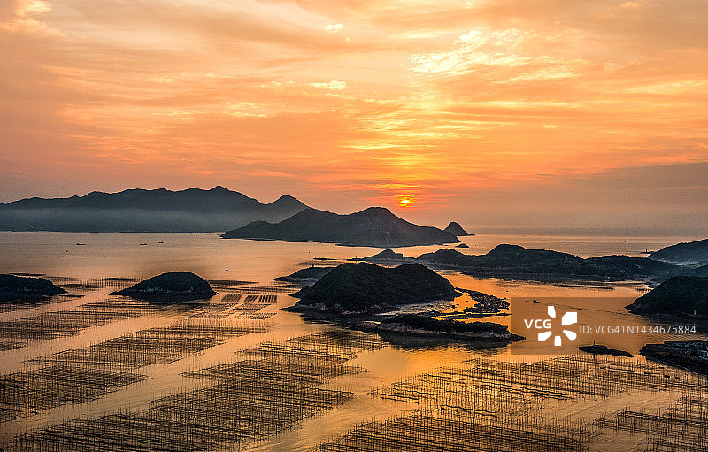 全罗南道新安郡盐田图片素材