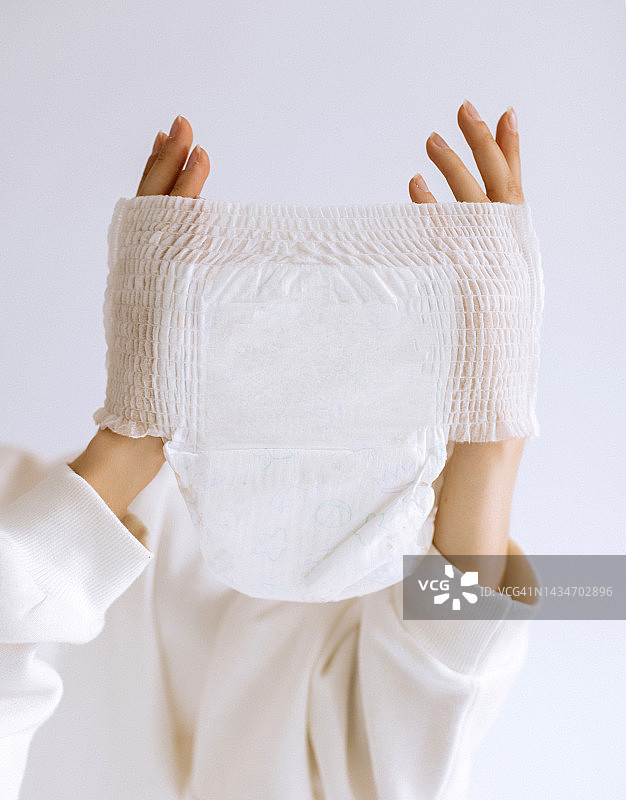 婴儿内裤舒适度和质量测试图片素材