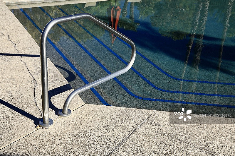 泳池扶手图片素材