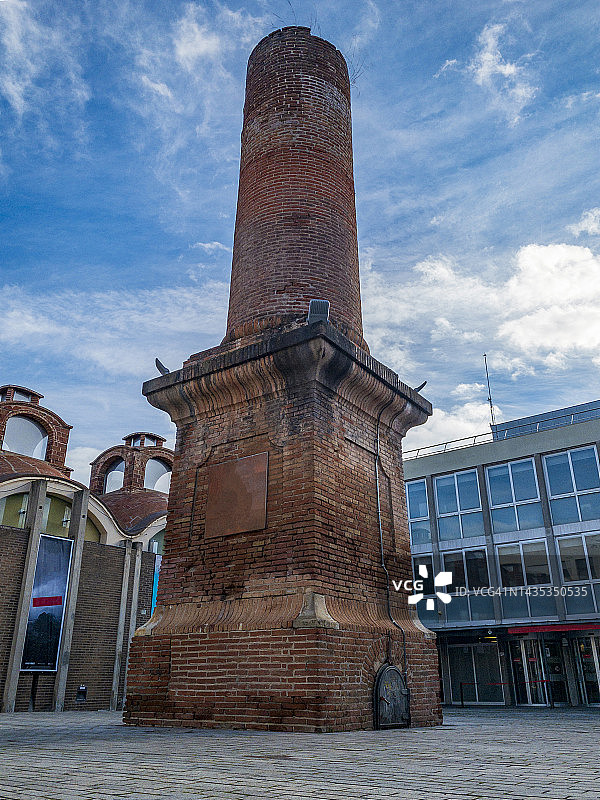 用作公共装饰的旧烟囱图片素材