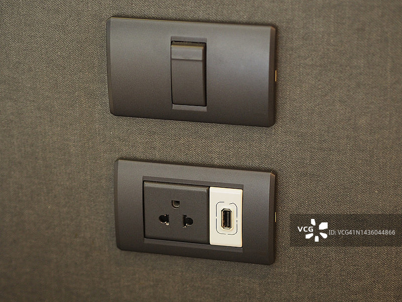 充电线插头和开关图片素材