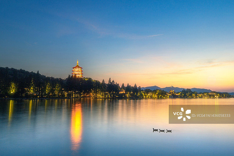 中国杭州西湖风景区日落图片素材