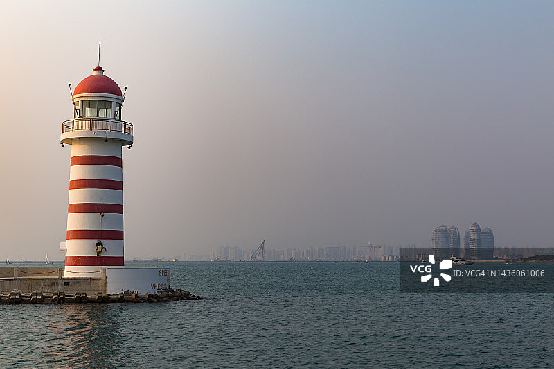 海边的灯塔图片素材