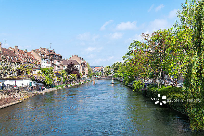 法国斯特拉斯堡的伊尔河图片素材