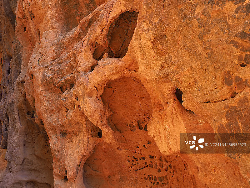 犹他州圣乔治红崖国家保护区先锋公园狭缝峡谷砂岩墙壁细节图片素材