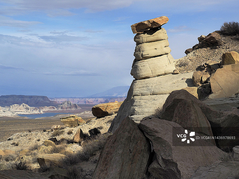 亚利桑那州佩奇市附近的朱红悬崖荒野，种马点Hoodoo图片素材