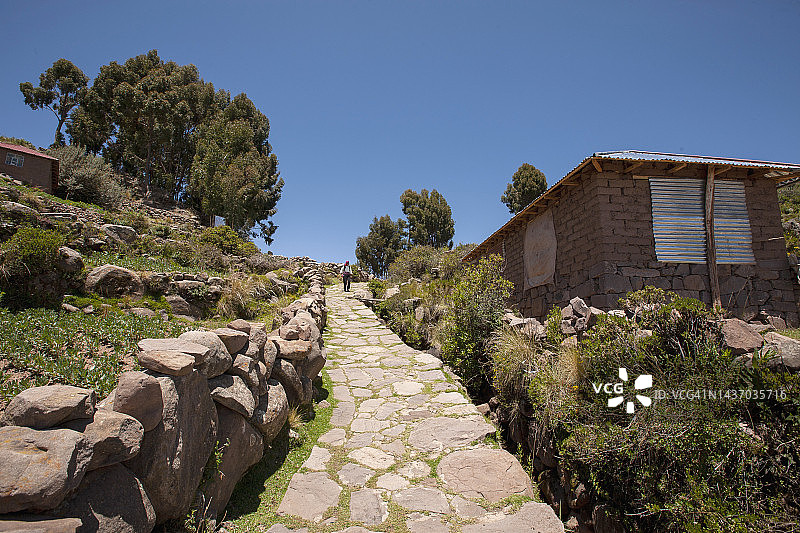 秘鲁普诺塔基勒岛的自然乡村景观图片素材