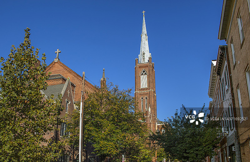美国马里兰州巴尔的摩联邦山圣十字罗马天主教堂图片素材