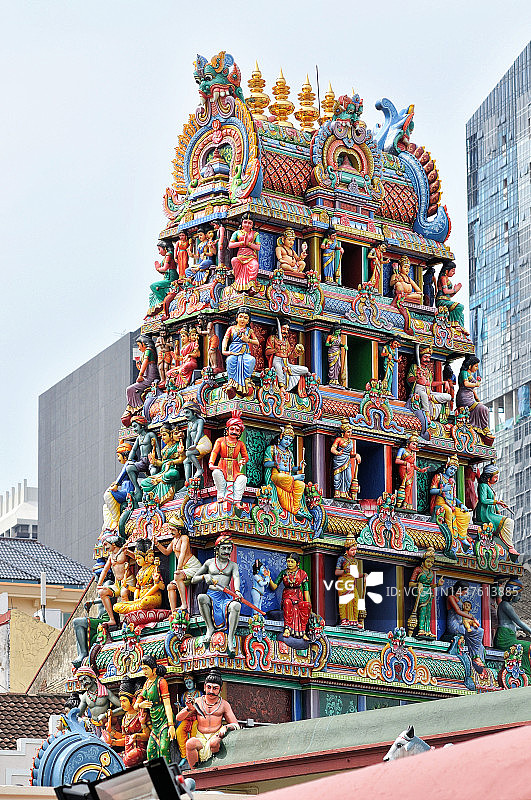 新加坡马里安曼兴都庙的塔门图片素材