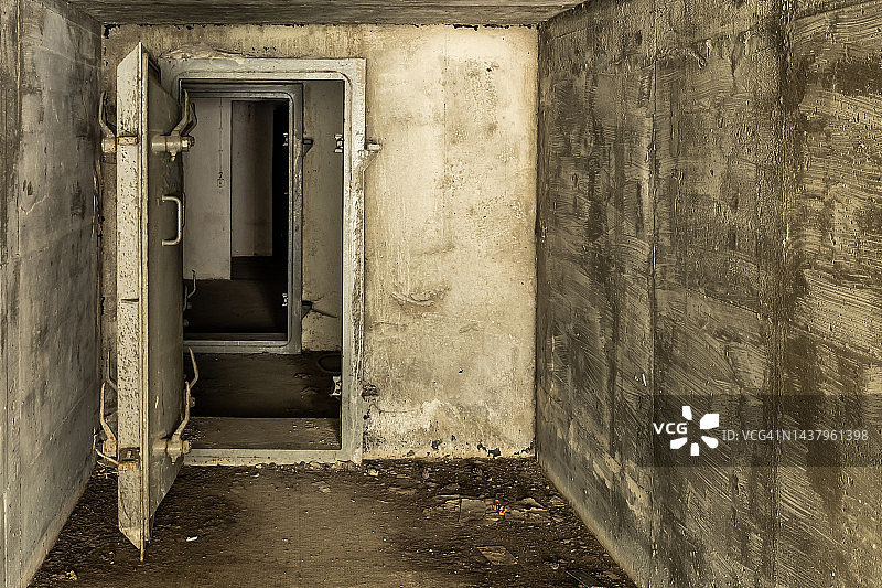 掩体入口图片素材