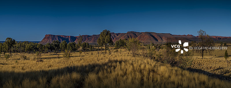 瓦塔卡国王峡谷国家公园，澳大利亚北部领地红土中心图片素材