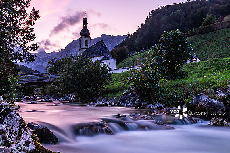 日落时分的画家角观景点（德国巴伐利亚拉姆绍）图片素材