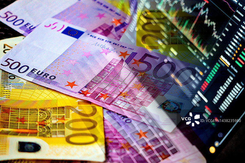 欧元纸币及股市指标图片素材