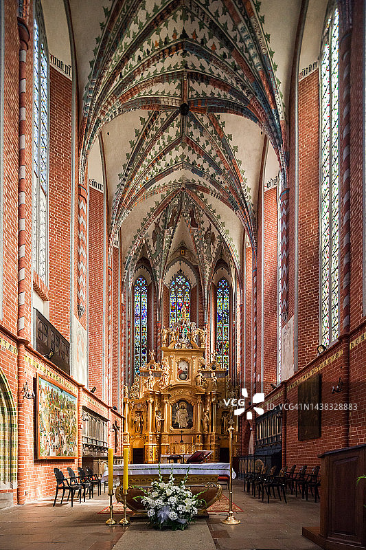 波兰托伦教堂的内部装饰图片素材