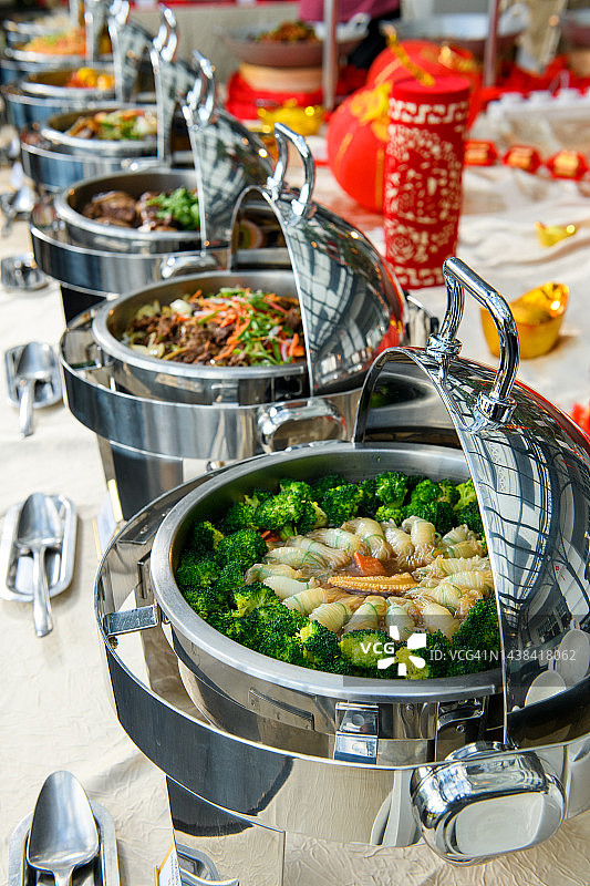 中国新年期间酒店的豪华自助餐图片素材