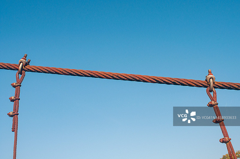 桥上的钢丝绳图片素材