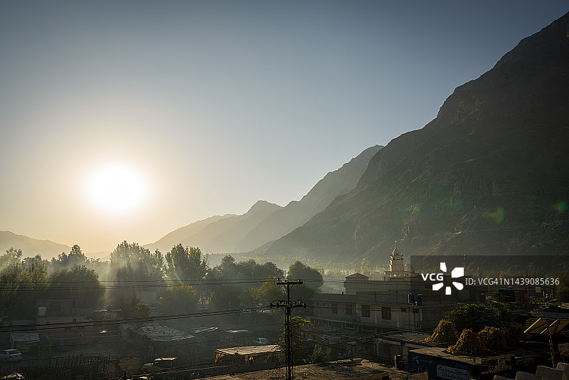 巴基斯坦吉尔吉特-巴尔蒂斯坦秋季日出图片素材
