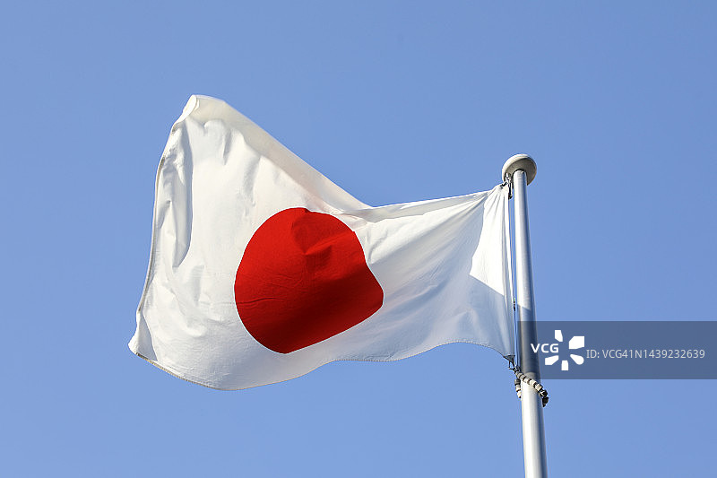 日本国旗与晴朗的天空图片素材