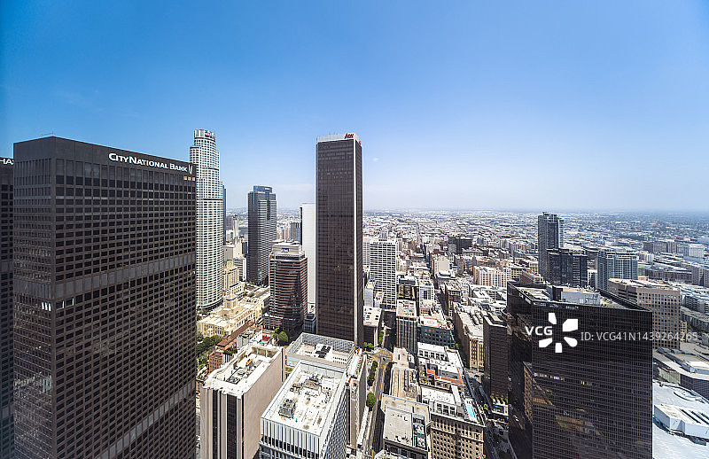 阳光明媚的洛杉矶市中心高角度景观图片素材