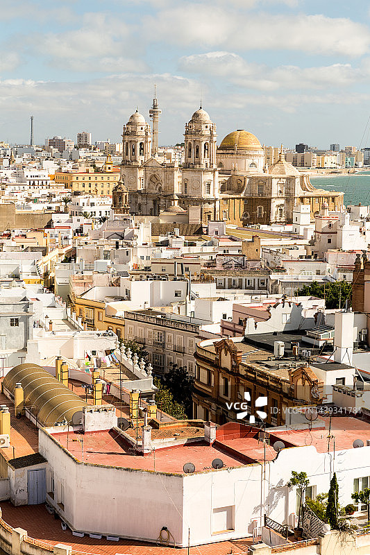 西班牙加的斯城市景观全景图片素材