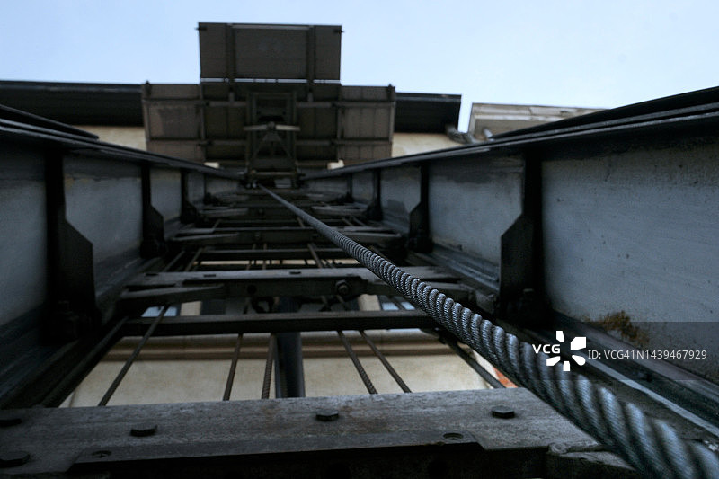 货物升降机图片素材