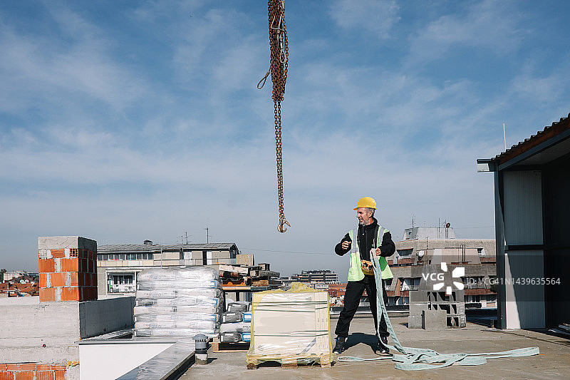 建筑工地上的工人图片素材
