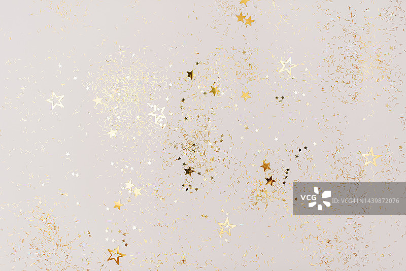 白色背景上的金色星星图片素材