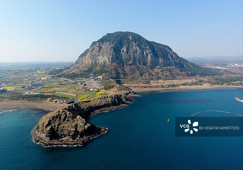 龙头海岸与山房山图片素材