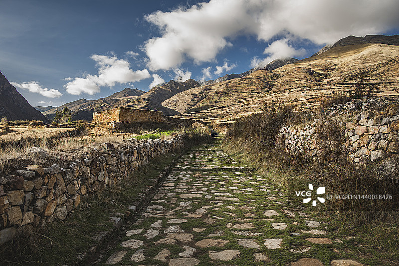 卡帕克尼安 - 卡斯蒂略 (安卡什) 至瓦努科潘帕 (瓦努科) - 秘鲁图片素材