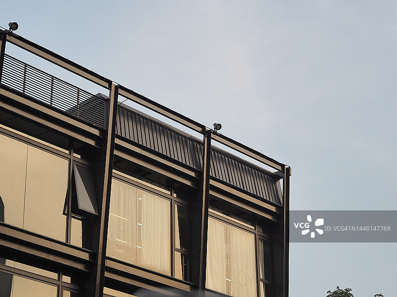 泰国曼谷黑色钢结构建筑图片素材