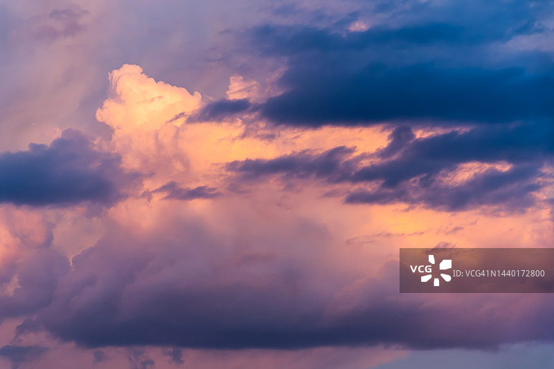 日落时分的壮丽天空图片素材