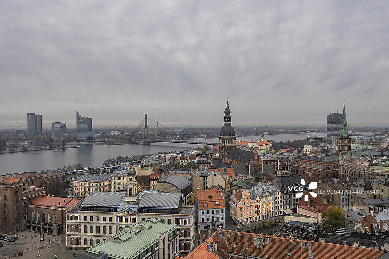 拉里加市全景，拉脱维亚图片素材