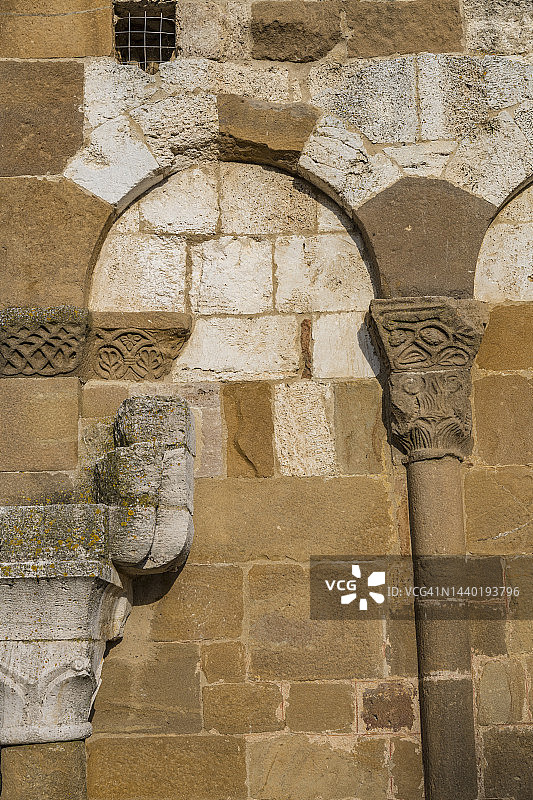圣彼得罗因维洛雷教堂图片素材