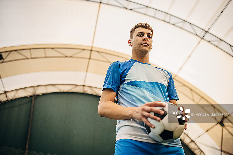 男性足球运动员图片素材