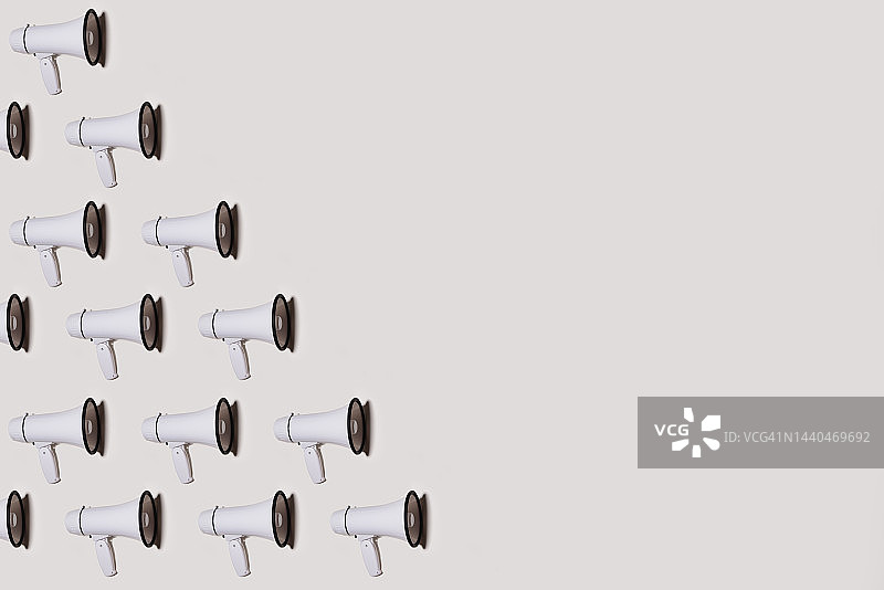 带复制空间的白色扩音器图片素材