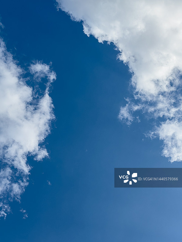 天空中的云图片素材