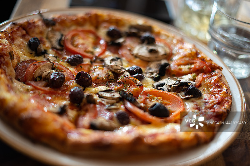 餐盘披萨图片素材