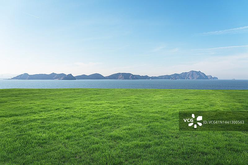 海边的草坪图片素材