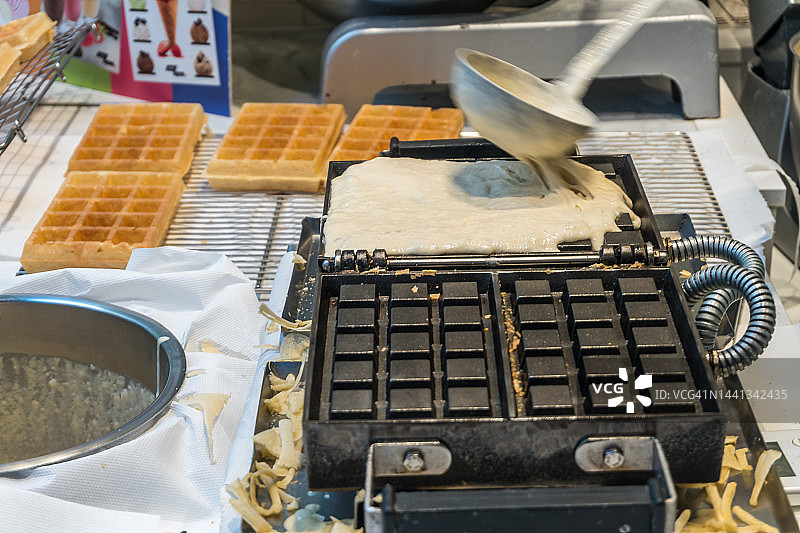 制作比利时华夫饼图片素材